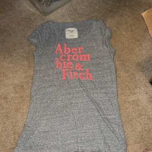 Abercrombie and fitch embroidered logo tee size M